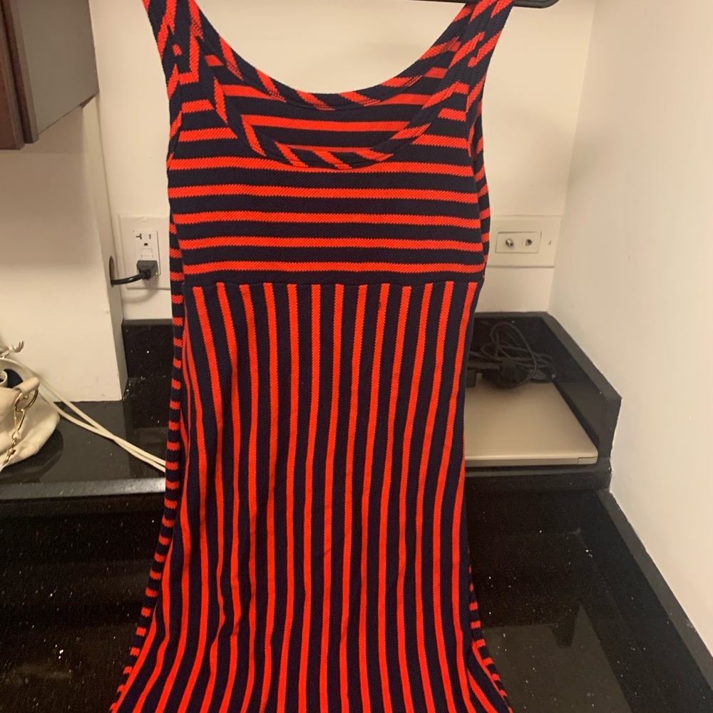 Lacoste LIVE midi dress